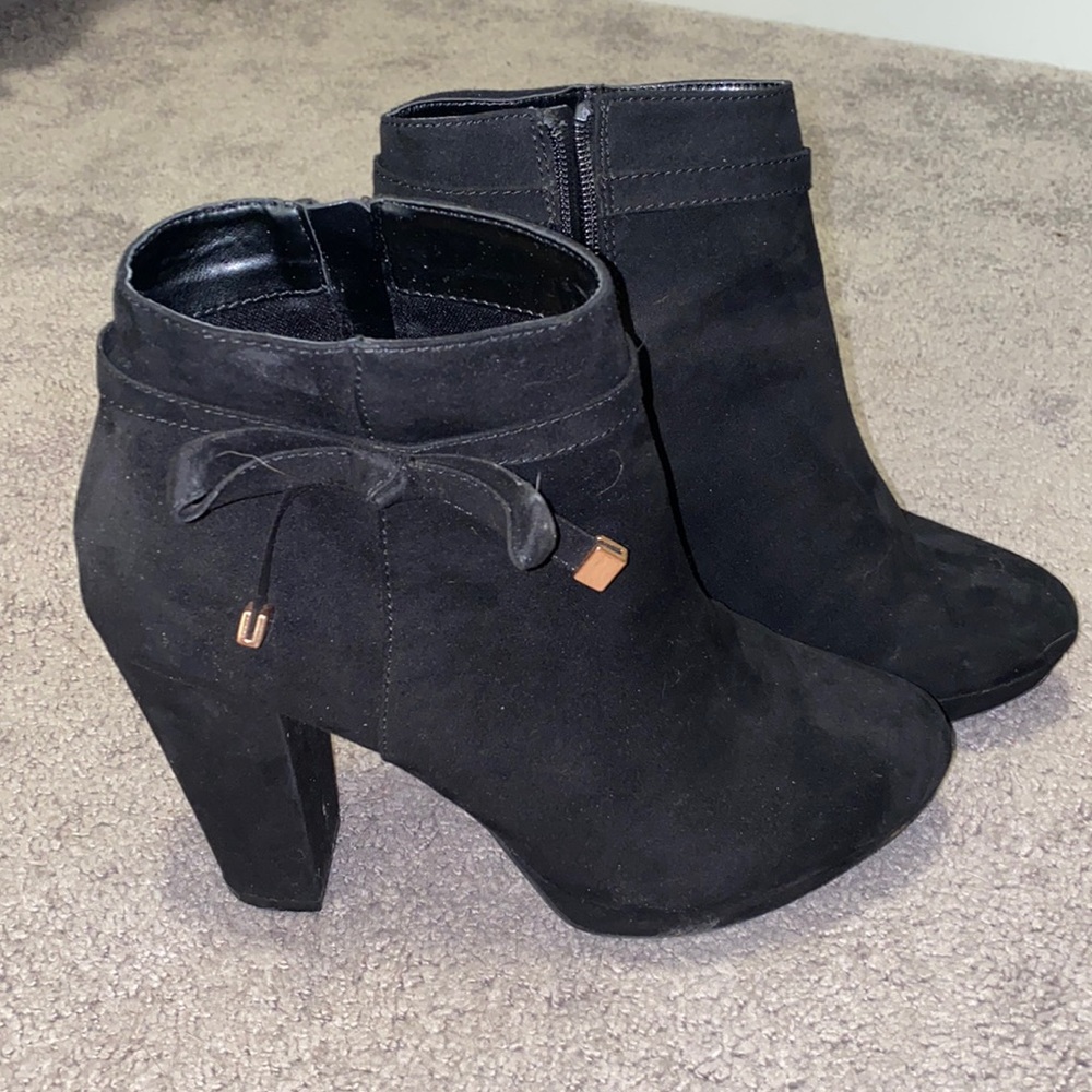 Lauren Conrad Black Suede Booties